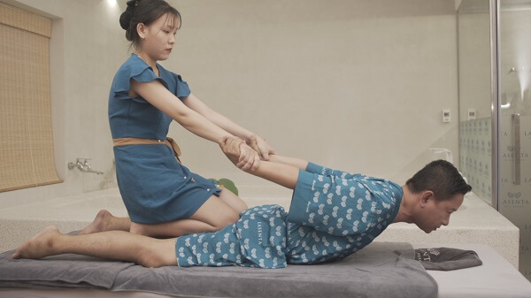 Tìm hiểu phương pháp massage Thái lan